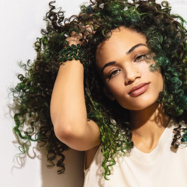 Aveda Be curly Curl enhancing hair spray