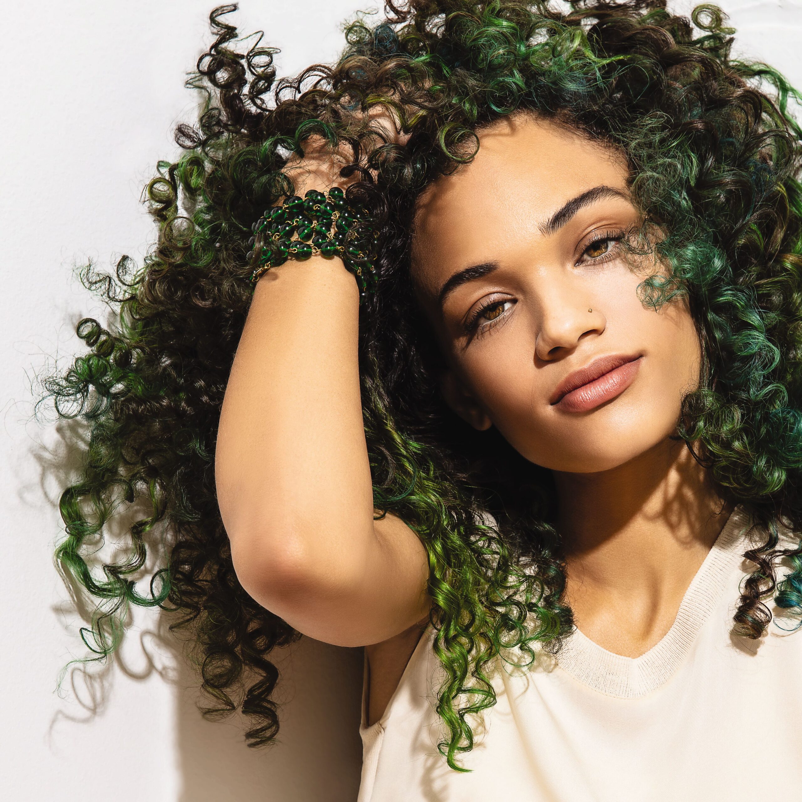 Aveda Be curly Curl enhancing hair spray